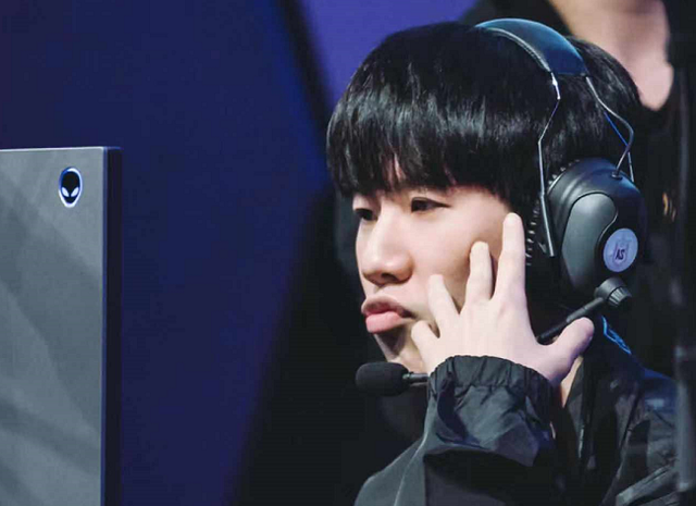 G2 BrokenBlade： ＂我从未后悔成为职业选手＂